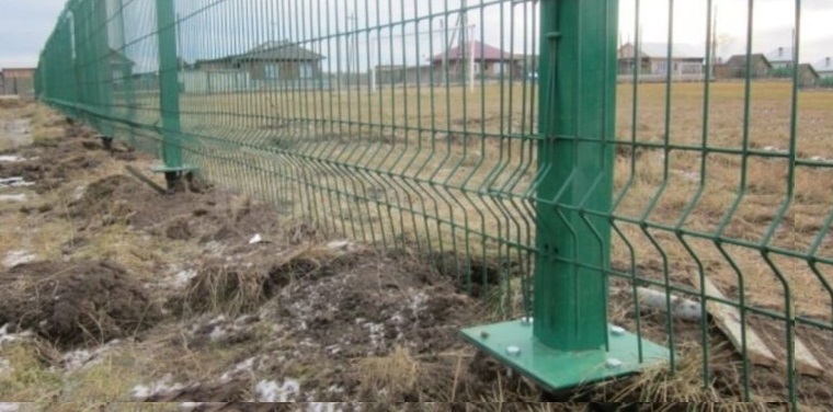 Купить сваи для ограждения от производителя в Лобне от 1378 руб: низкая цена, быстрая установка